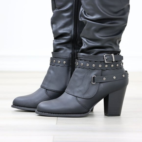 Motorcycle Heeled Boots For Rocker Biker Girls Below The Knee Black Faux Leather - Picture 13 of 14